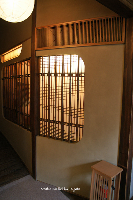 0101-11廊下