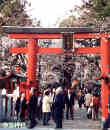 20010401-12-0