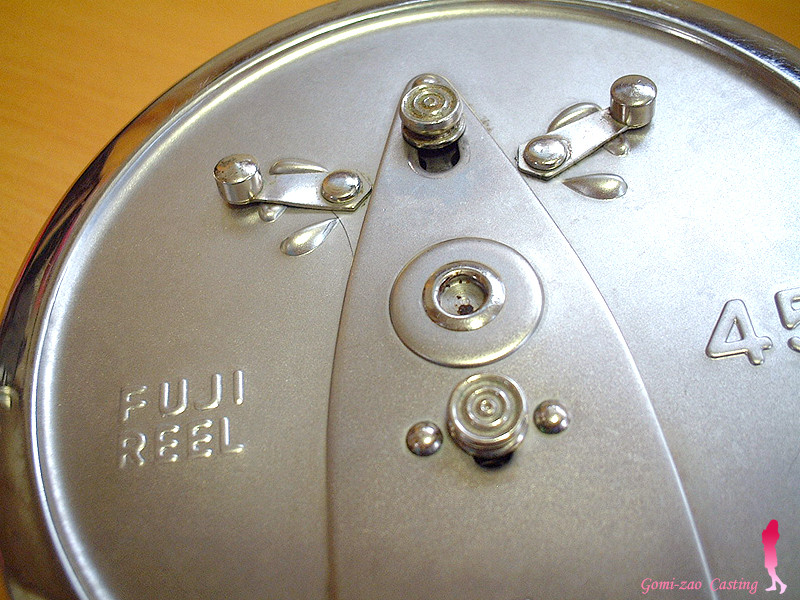 ラインのヨレを科学する 「Fuji 横転式 富士撚戻リール 45 ラインのヨレを科学する 「Fuji 横転式 富士撚戻リール 45