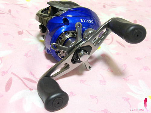 中華安物ベイトリール 双魚 SY120