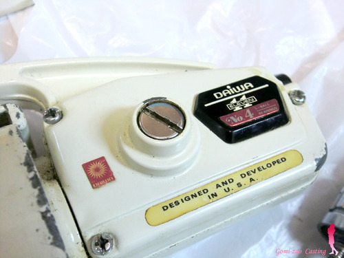 ダイワ イレブン NO4 スピニングリール オールド