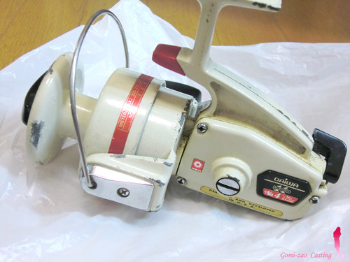 ダイワ イレブン NO4 スピニングリール オールド