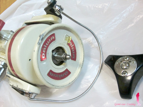 ダイワ イレブン NO4 スピニングリール オールド