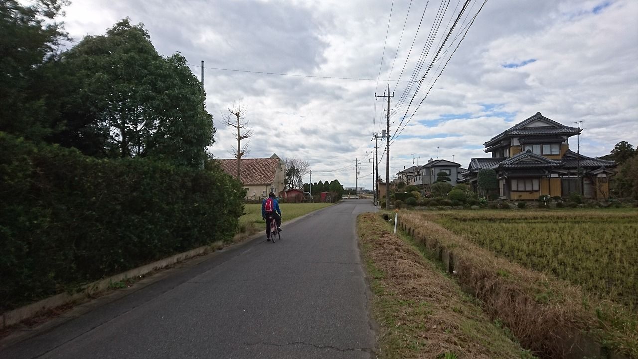 百尺竿頭/B
松尾町の牛丸と言うレストラン(平成29年11月19日)
コメント kyf01405