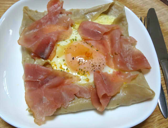 生ハムを使った料理 ガレットやトースト Pinky Honey