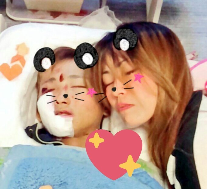 閲覧注意 事故死した息子の遺体と2ショット写真撮る母親って何考えてるんだ そらまめ速報 閲覧注意 事故死した息子の遺体と2ショット写真撮る母親って何考えてるんだ そらまめ速報