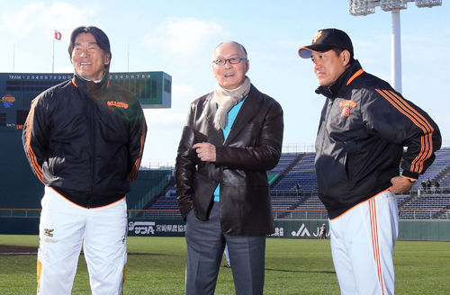なんJ巨人速報カテゴリ：監督・選手 > 小林誠司巨人小林が以外とバッティングが良い件長嶋、小林を絶賛 「いいないいよいいねいいしいい｣