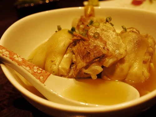 ひとし のテビチのマース煮 気仙沼の遊び方