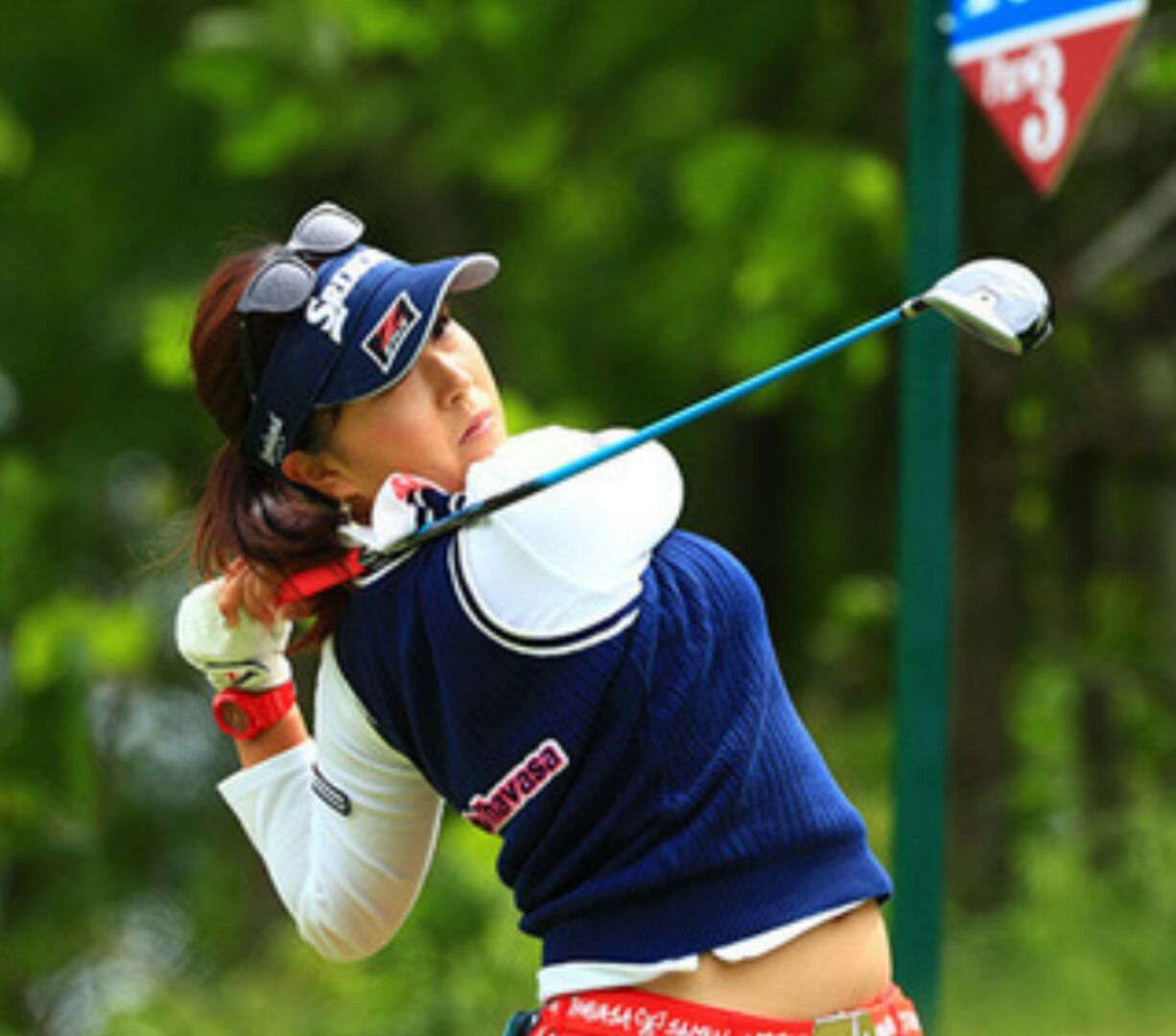 24歳 青木瀬令奈が初優勝 鮮やか4打差逆転劇 必見 ゴルフ好きさん集まれ 24歳 青木瀬令奈が初優勝 鮮やか4打差逆転劇 必見 ゴルフ好きさん集まれ
