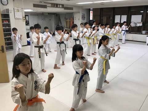 490817C6-B225-44F7-9B7B-53FDF94EE872