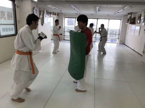 18CACB34-C72E-4FE2-8ADD-0741247E8796