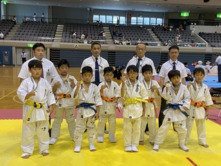 EF5EFEF5-2E3D-4348-894C-51FEFD456FA8