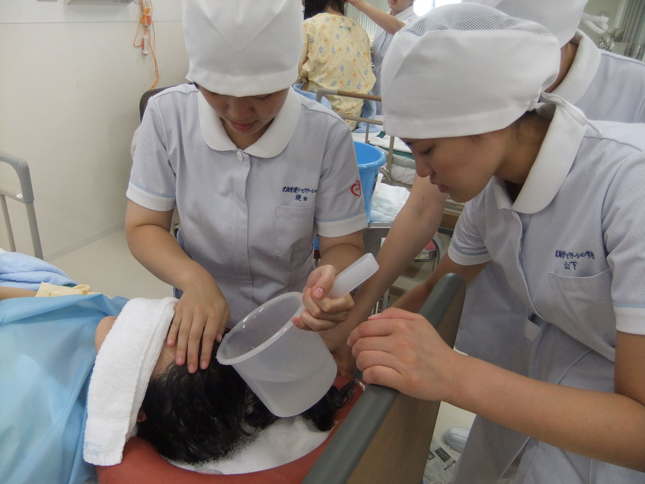 基礎看護技術 洗髪 看護学科のblog