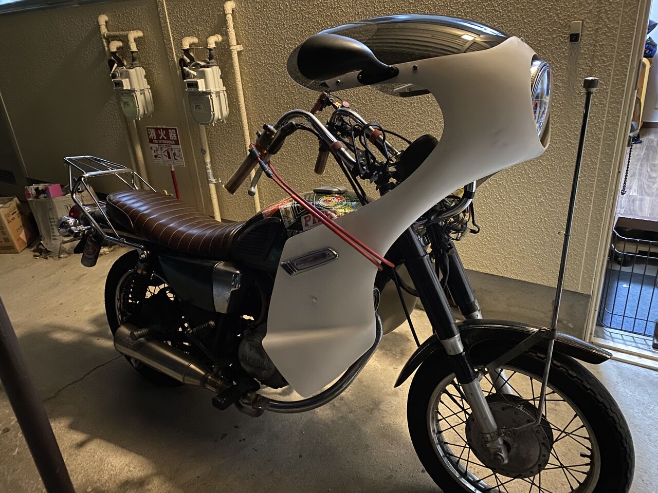 ロケットカウル　コミネ　ステージ　単車 単車用 ロケットカウル コミネ ステージ付き （ロケットカウル