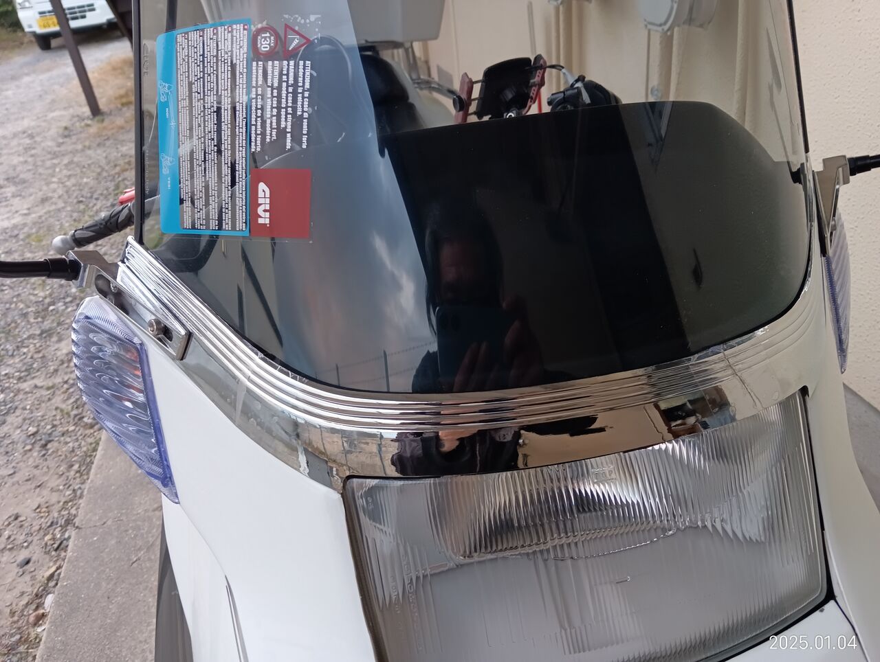 購入したフュージョンがスクリーンレスだったのでスクリーを 購入したフュージョンがスクリーンレスだったのでスクリーを