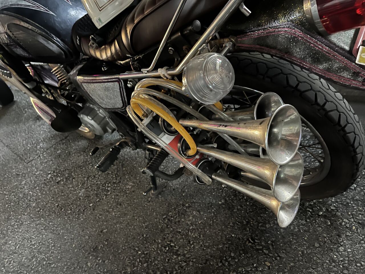 YDの6連ミュージックホーンを5連に付け替えるぞ❗️ : おじおばの奮闘記