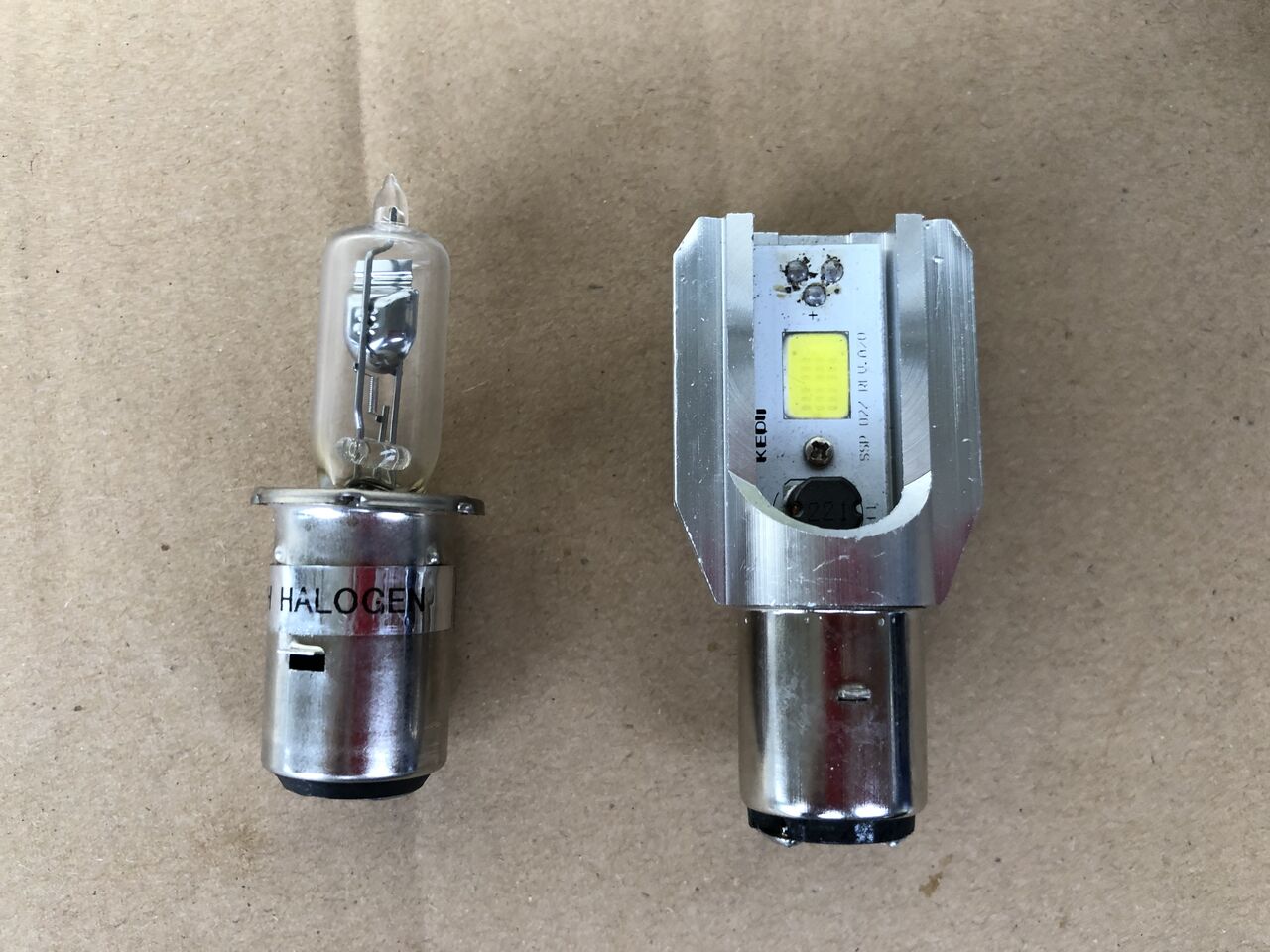 ヘッドライト　中華　マジェ　トライク 中華トライクを購入してみた（ヘッドライトバルブをLEDに交換