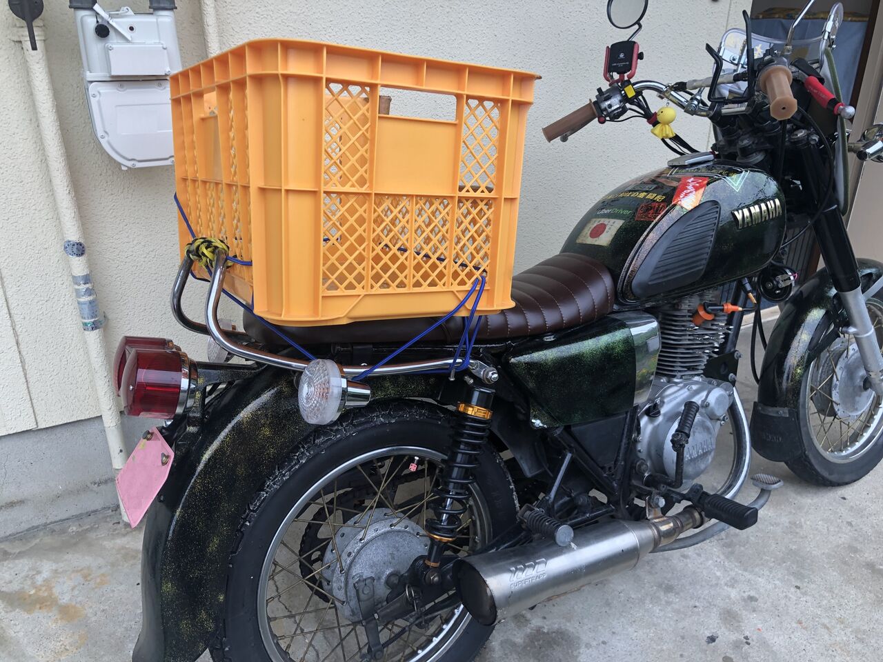 YD125のタンデムバーをキャリアタイプに変更 : おじおばの奮闘記