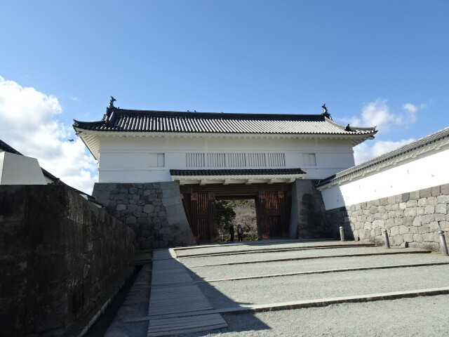 銅門