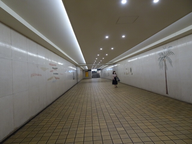 通路に