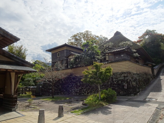 臥龍院、文庫