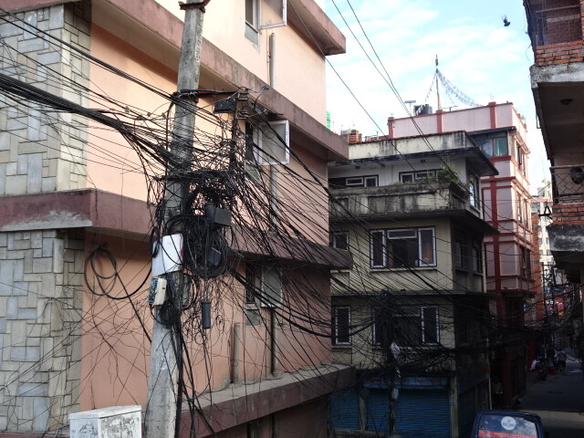 アートのような電線 (1)