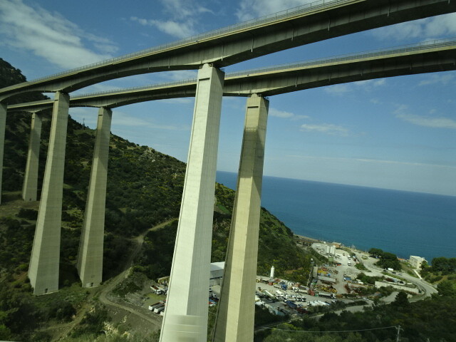 高速道路 (1)
