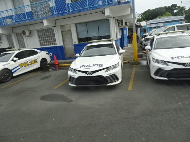 パトカー