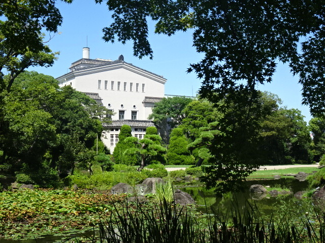 小川治平施工回遊式庭園