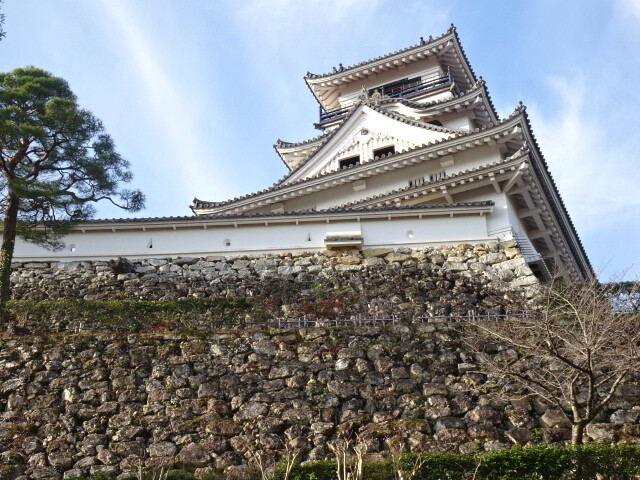 防御の矢狭間