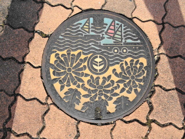 羽島市、カラーマンホール