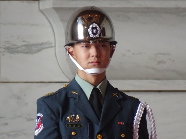 陸海空軍とあるようですが