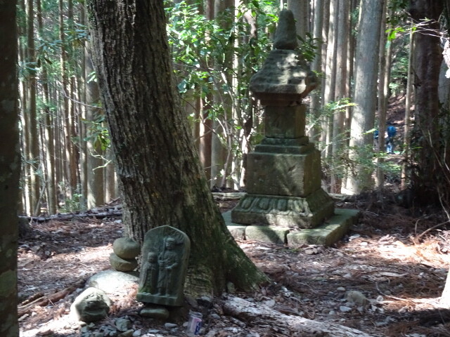 宝篋印塔