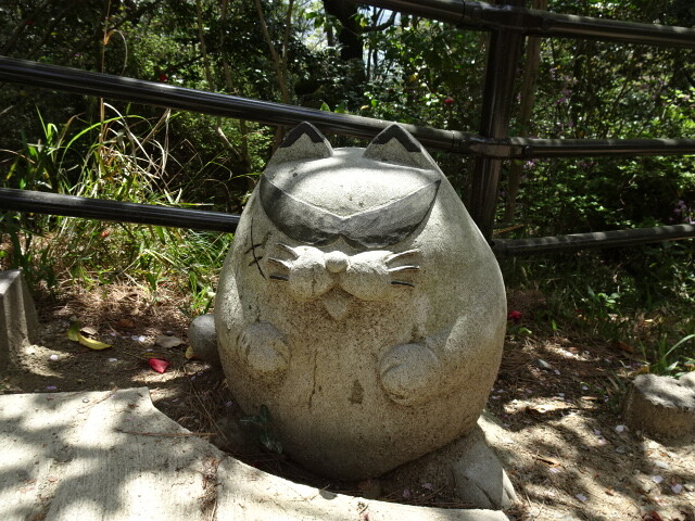 猫のオブジェ