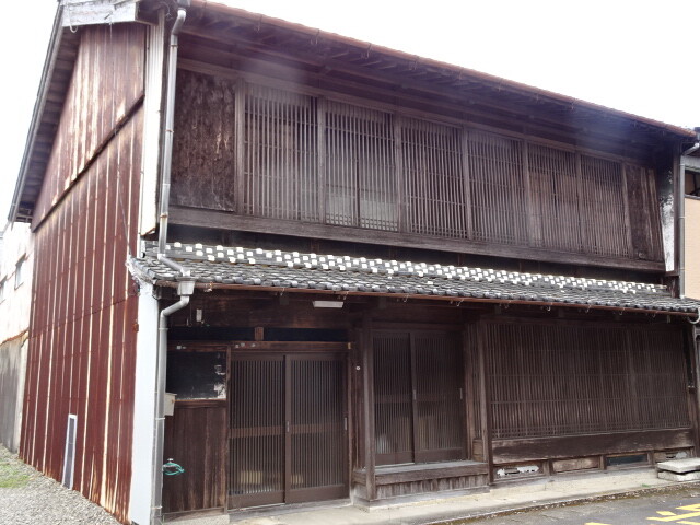 旧熊野街道沿いの家