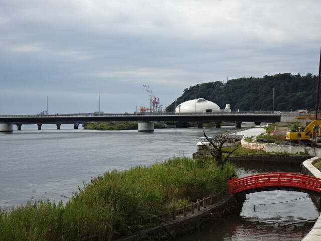 弁天島に巻き石が有った