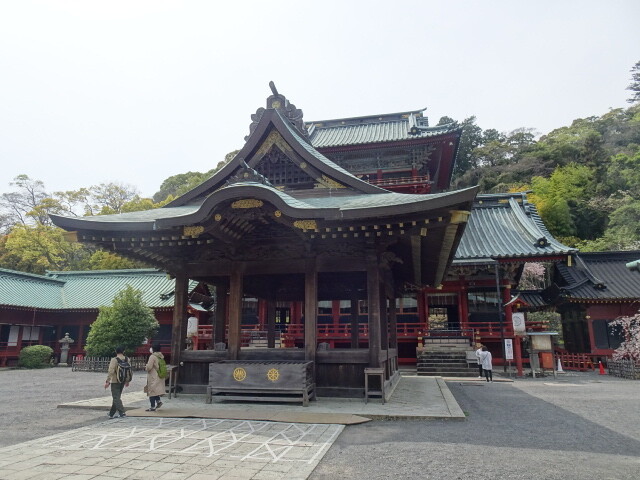 舞殿と大拝殿