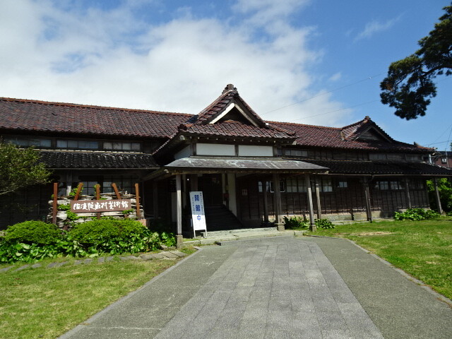 佐渡版画村美術館