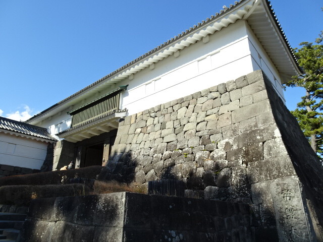 常盤木門へ