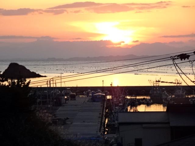 海が染まる