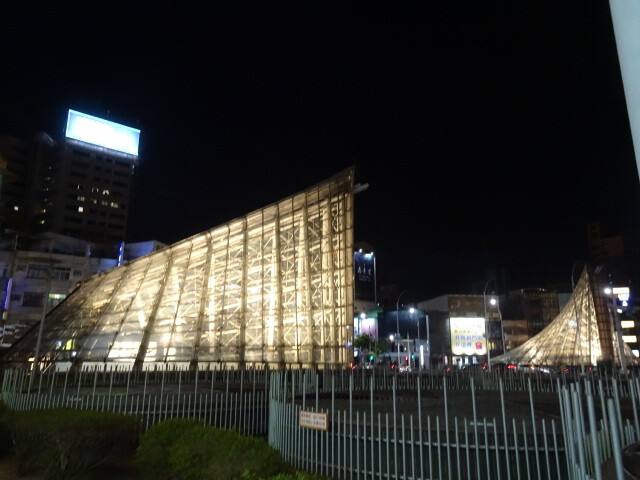 美麗島駅
