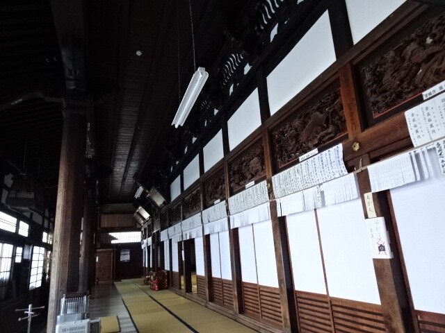 本堂欄間
