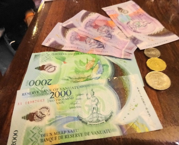 バヌアツのお金