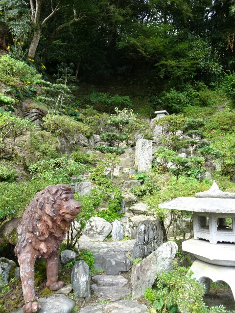 縦に展開する庭