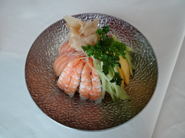 海鮮丼