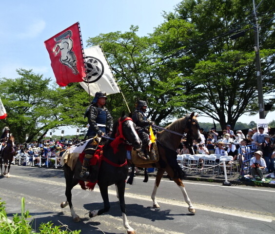 甲冑に旗指物は初めて見た