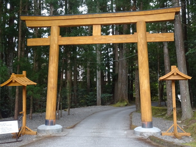 熊野本宮大社裏鳥居