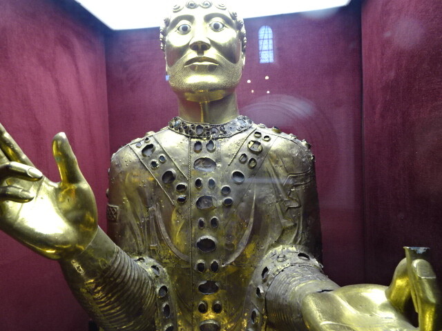 秘宝 (1)