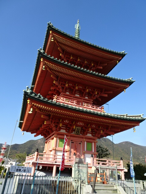 三重塔