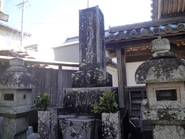 津波の慰霊碑